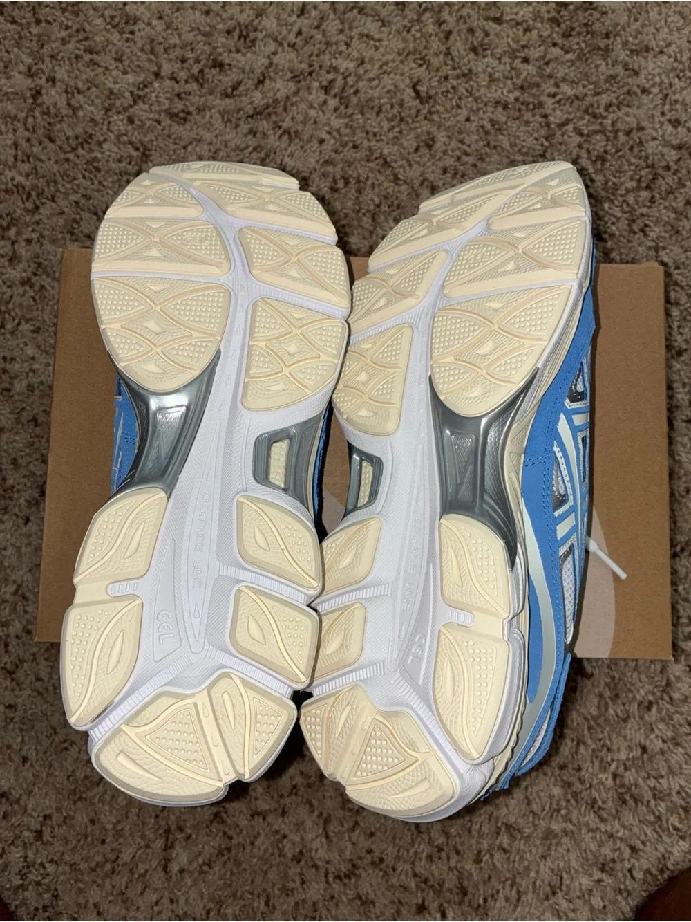 ASICS NYC-Gel Sneakers in White, Light Blue & Cream